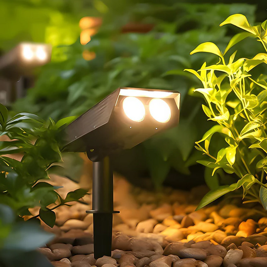 Solar Spotlight - Waterproof LED Light - Adjustable Zoom