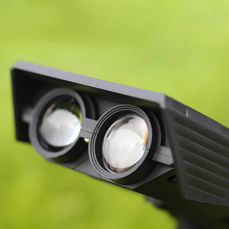 Solar Spotlight - Waterproof LED Light - Adjustable Zoom