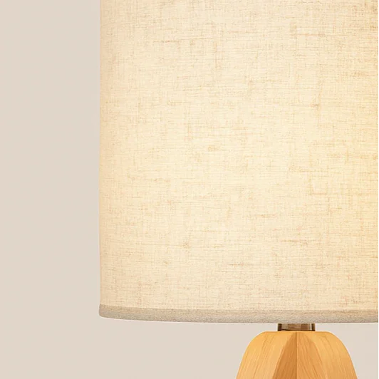 The Atlas Tripod Lamp - Zaloriae