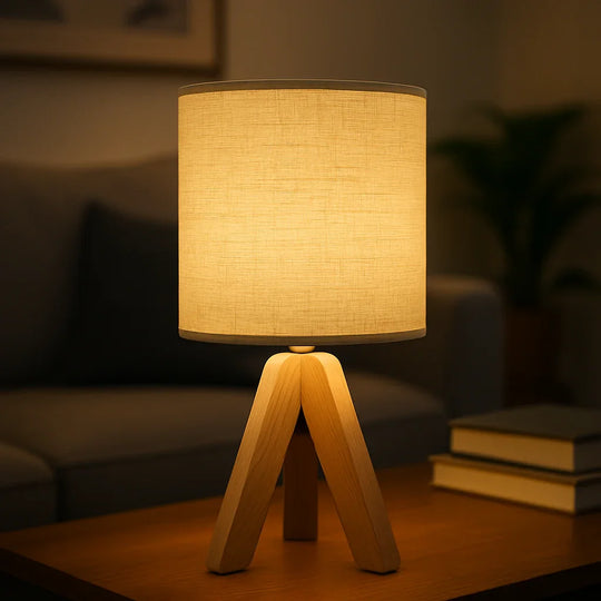 The Atlas Tripod Lamp - Zaloriae